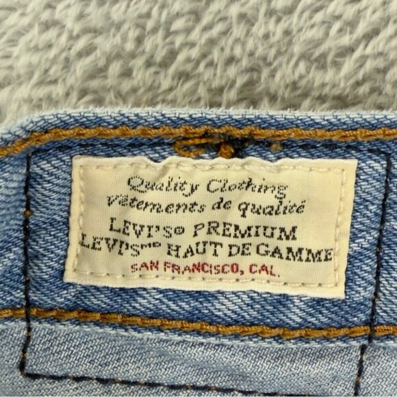 Levi's Jeans Women's Sz 25x25 Ribcage Straight Button Fly Light Blue Flare Denim - Picture 11 of 16